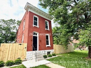 Building Photo - 2612 Caroline St