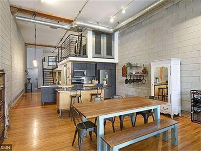 Building Photo - 801 N Washington Ave