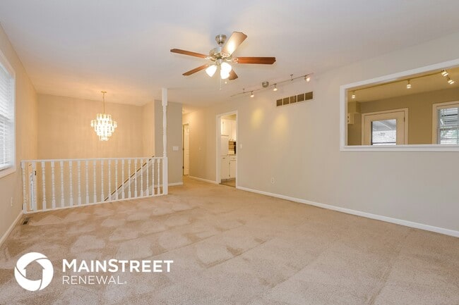 Building Photo - 1437 S Tomahawk Ln