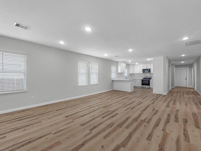 Building Photo - 4517 White Rock St