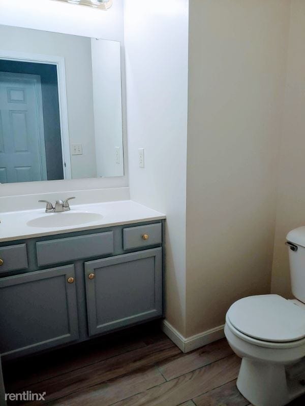Building Photo - 2 br, 2.5 bath Condo - 5611 Flagstone Way