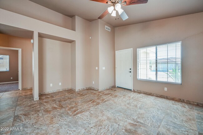 Building Photo - 3232 W Walden Ct
