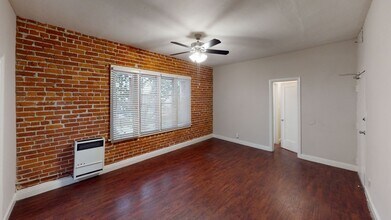 Interior Photo - Chateau Hollywood