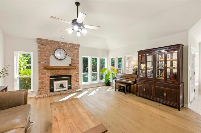 Foto del edificio - 9281 Scenic Bluff Dr