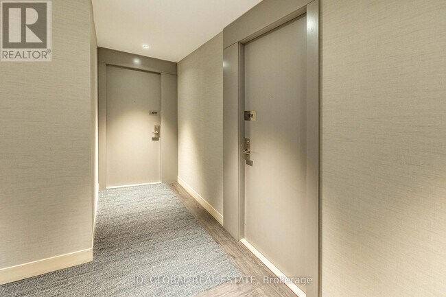 Building Photo - 19 Western Battery Rd