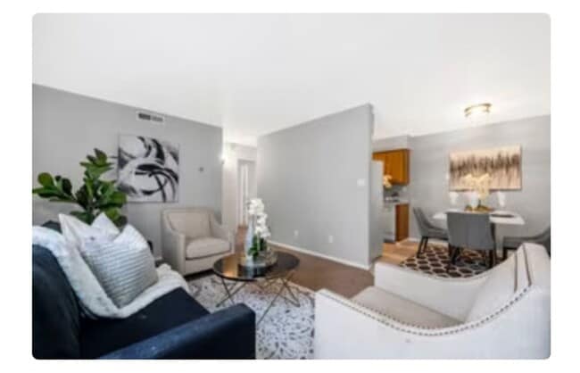 Interior Photo - Azalea Trail Apartments