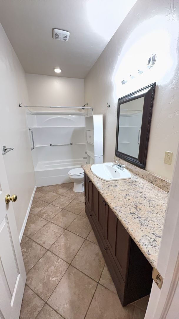 Foto del edificio - 528 S Pierce St