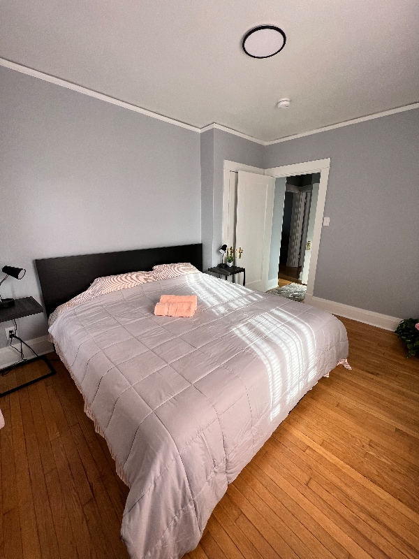 Foto del edificio - 7212 Dale Ave