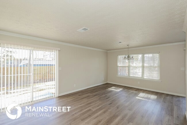 Building Photo - 295 Adena Ln W