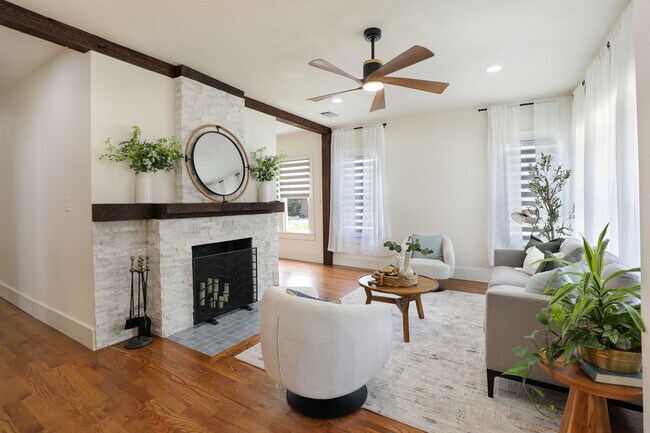 Foto del edificio - 1407 W Louisiana St