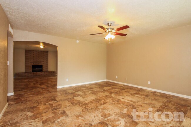 Foto del edificio - 4309 W Ruth Ave