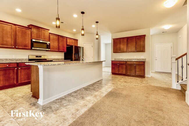 Foto del edificio - 432 Silent Bluff Dr