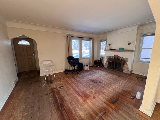 LR y entrada - 4536 Park Ave