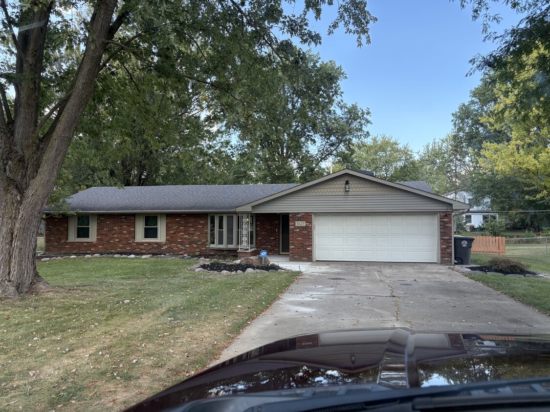 Primary Photo - 3627 Oak Park Dr