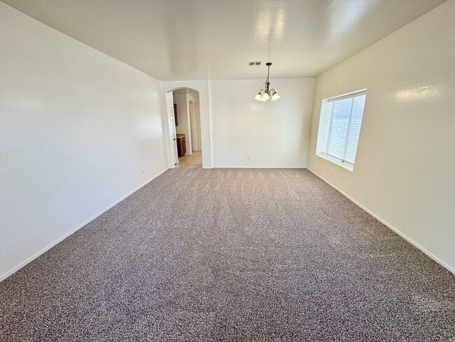 Building Photo - 314 S 117th Dr