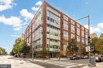 Building Photo - 1300 N St NW