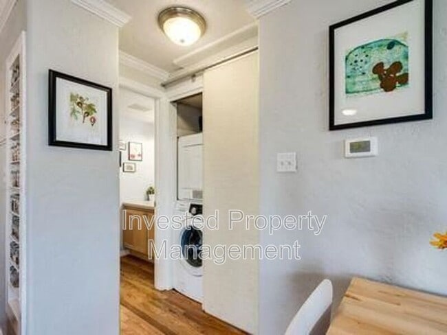 Photo - 1243 Vine St Apartment