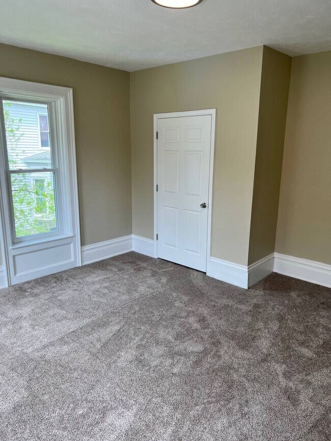 Foto del edificio - 313 Prather Ave