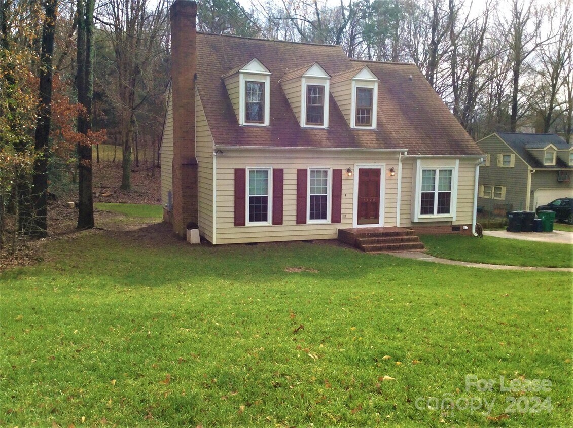 Primary Photo - 7420 Willow Creek Dr