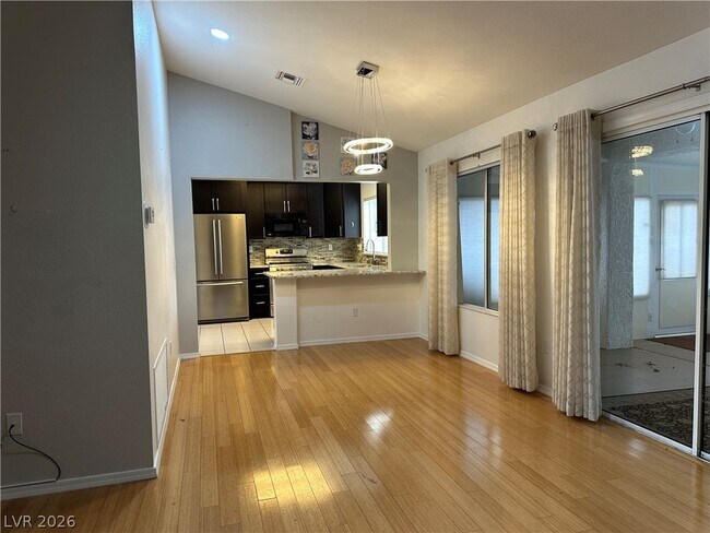 Building Photo - 3013 Hawksdale Dr