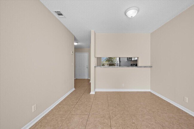 Foto del edificio - 144 Deerfield Ct