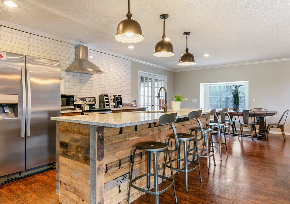 High River Apartments 1900 Rice Mine Rd Tuscaloosa, AL