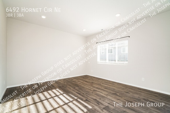 Building Photo - 6492 Hornet Cir NE