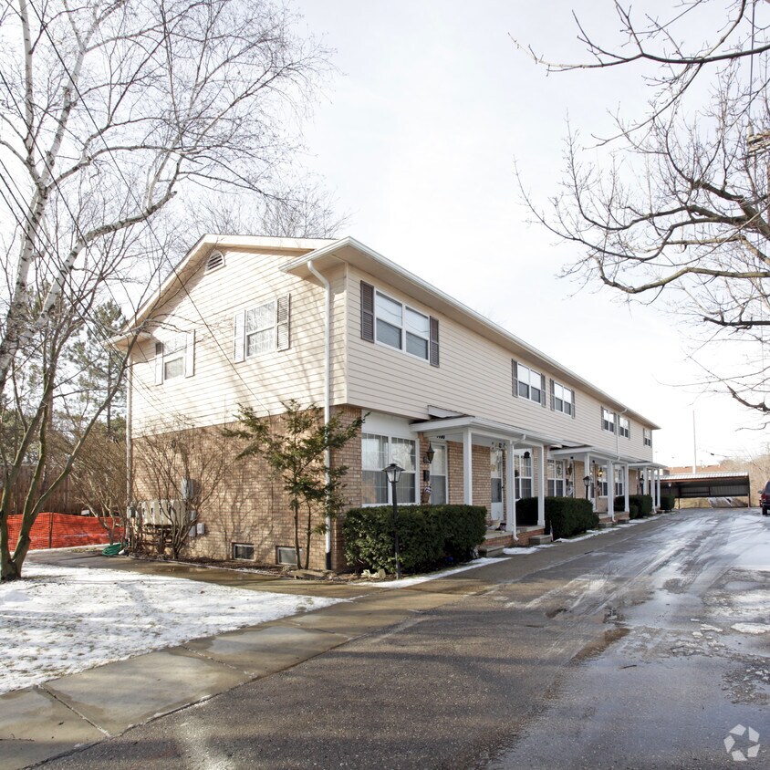14001410 Mckinley St, Plymouth, MI 48170 Apartments in Plymouth, MI