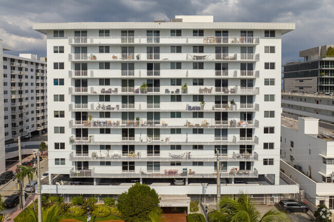 Building Photo - Ocean Point Condominium