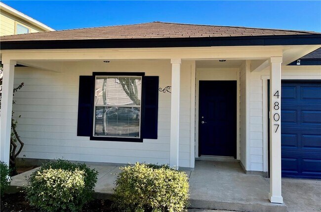 Building Photo - 4807 Virginia Dare Ln