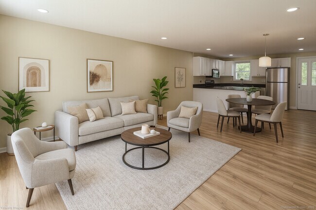 Building Photo - 5 Periwinkle Ln