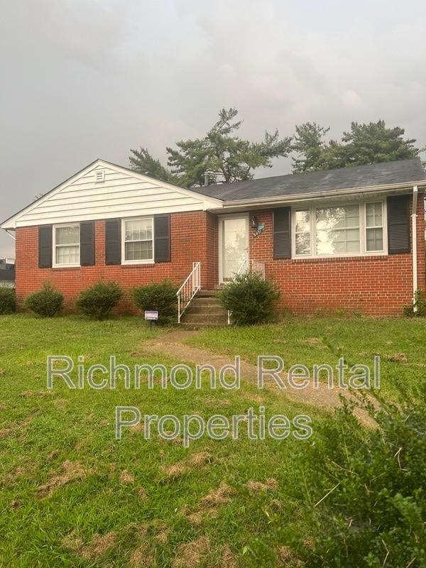 Building Photo - 5021 Thrush Ln