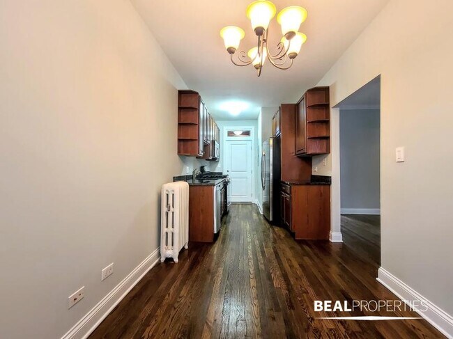 Foto del edificio - 1 bedroom in CHICAGO IL 60613