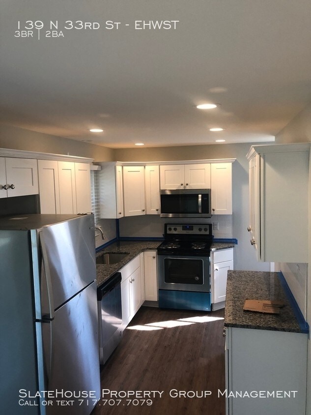Primary Photo - Gorgeous 3 bd for Rent