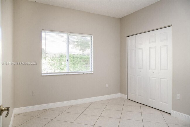 Foto del edificio - 13233 SW 203rd St