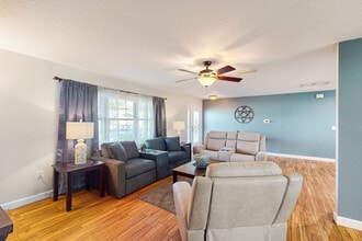 Building Photo - 7215 25th Dr W