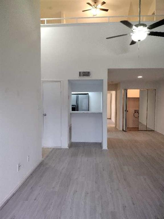 Foto del edificio - 10811 Richmond Ave.