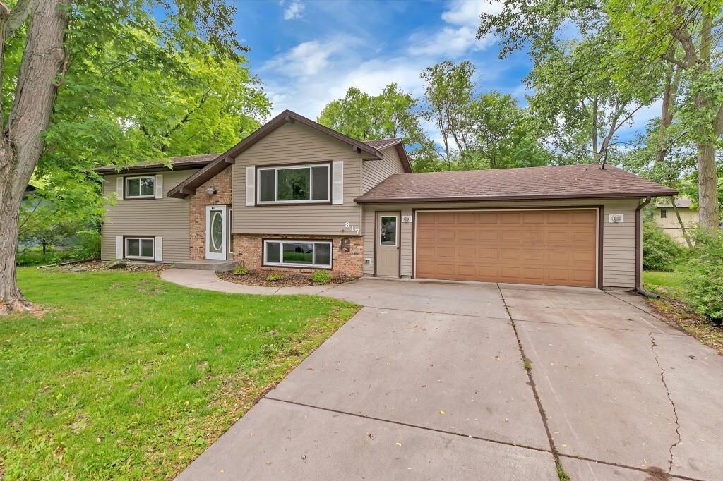 817 Maywood Dr, St. Cloud, MN 56303 House Rental in St. Cloud, MN