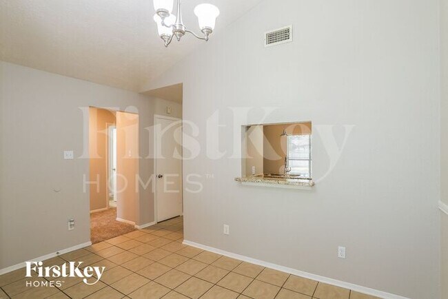 Foto del edificio - 3813 Clover Ln