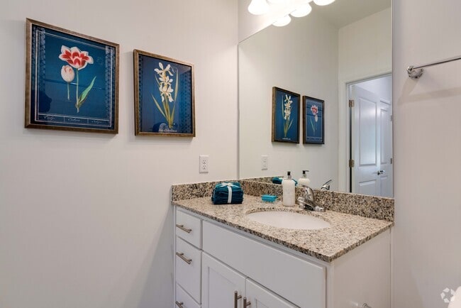 2BR, 2BA - 1,068SF - Exchange at Orange Park