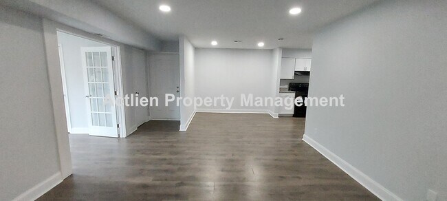 Foto del edificio - 110B Red Cedar Ct
