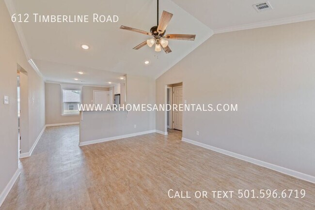 Foto del edificio - 612 Timberline Rd