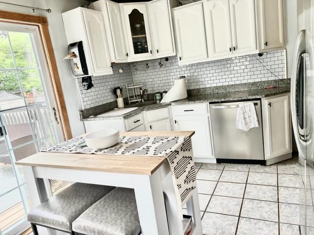 Gourmet Kitchen - 23721 Harding Ave
