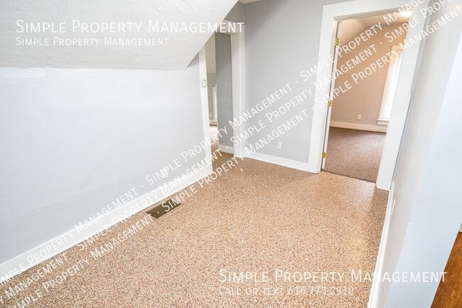 Building Photo - 1 Bedroom, 1 bath beautiful unit close to ...