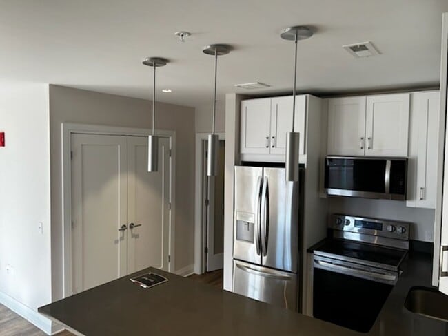 Welcome to Urban Elegance in the Heart of ... - Welcome to Urban Elegance in the Heart of ... Apartment