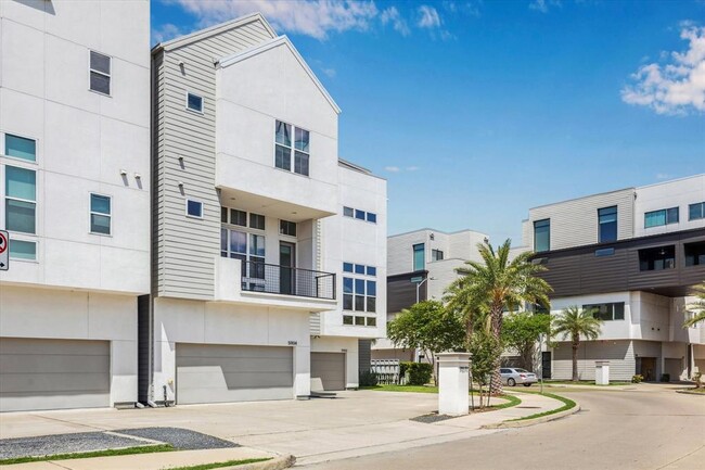 Foto del edificio - 5904 E Post Oak Ln
