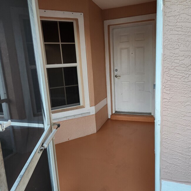 Foto del edificio - 1037 SE 11th St