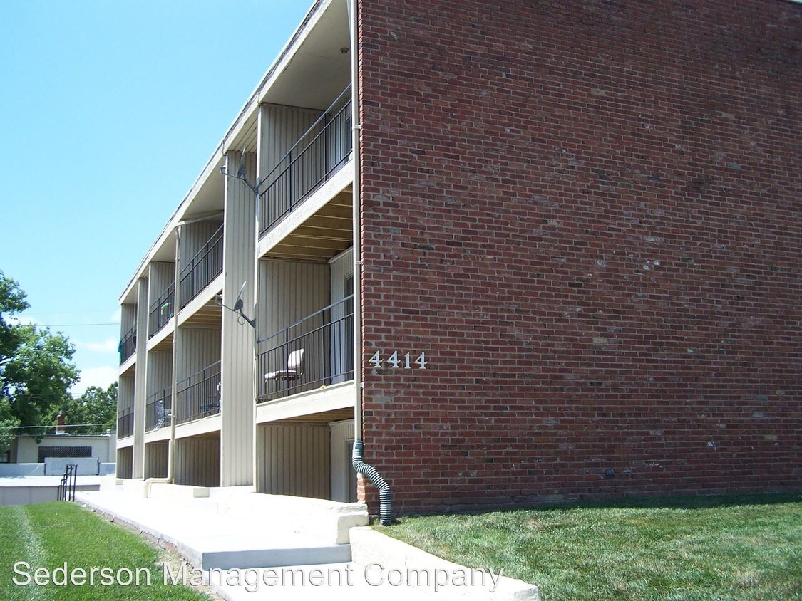Primary Photo - 4414 JARBOE St