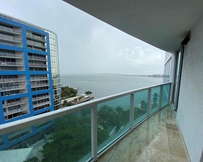 Foto del edificio - 2101 Brickell Ave