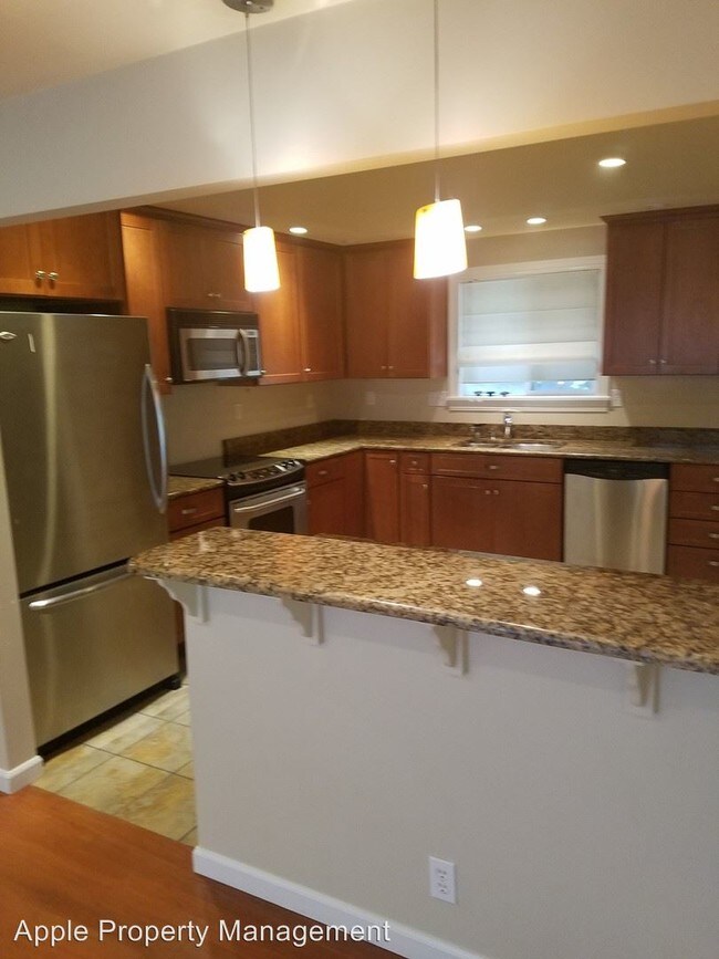 Building Photo - 2 br, 1 bath House - 717 West Cremona - 1